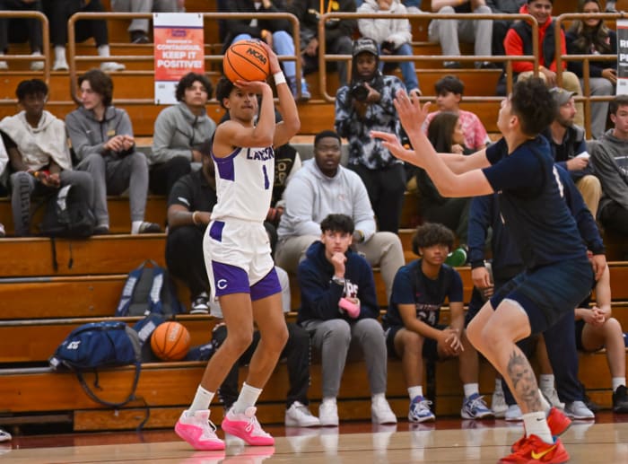 16 Montgomery vs. Carlsbad 12-23-23 Justin Fine